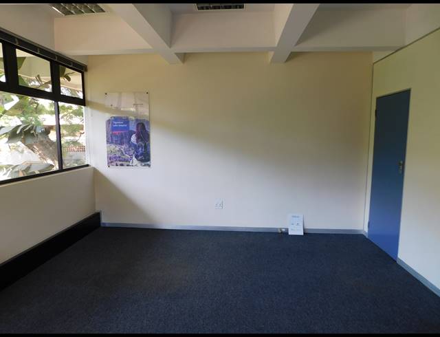 275M² OFFICE TO LET IN FERNDALE